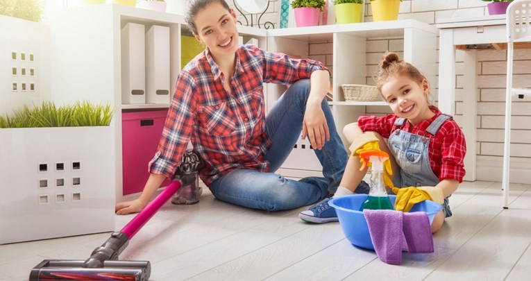 Ne štitite djecu od kućanskih poslova, zbog njih će razviti korisne vještine